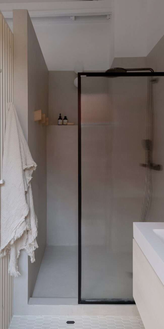 salle de bain beton cire Marius Aurenti Appartement Croix Rousse 21