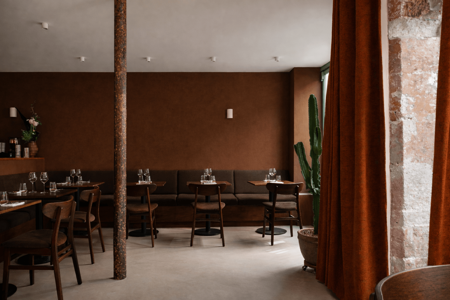 peinture couleur Noyer 018F