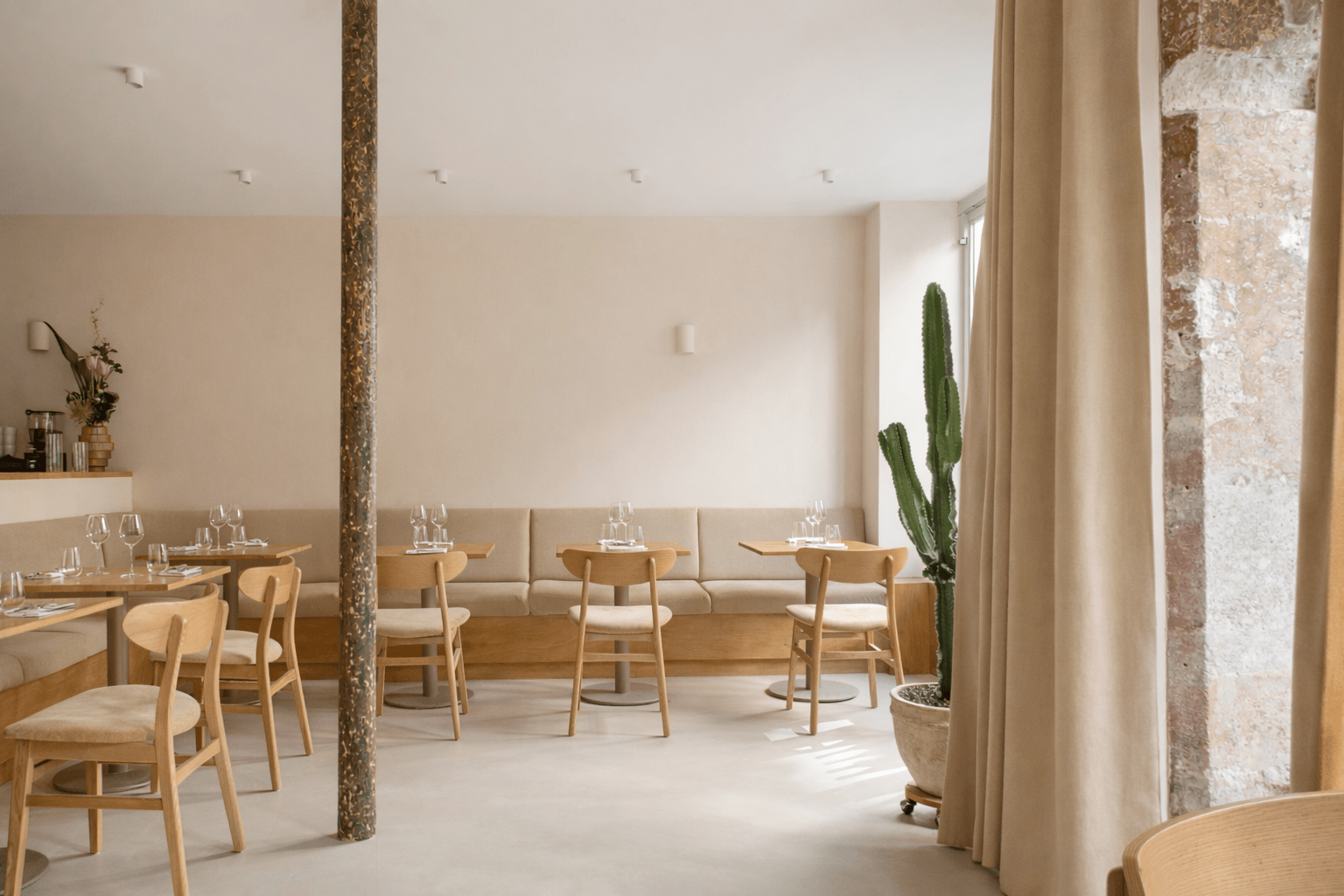 Peinture couleur pampelonne 027b