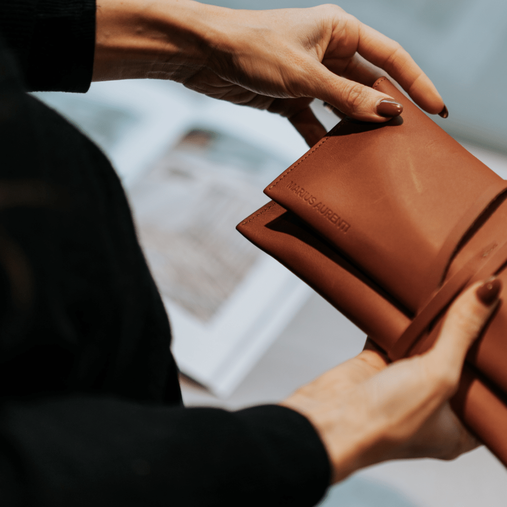 Nuancier FOLIO 234 avec étui Cuir Signature Fauve