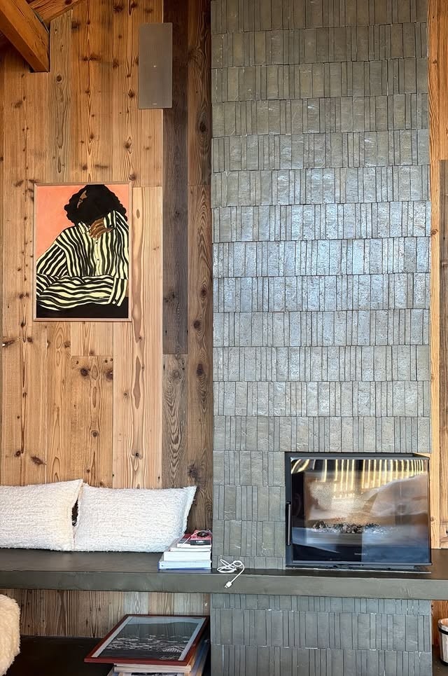 Cheminée en carreaux carqis