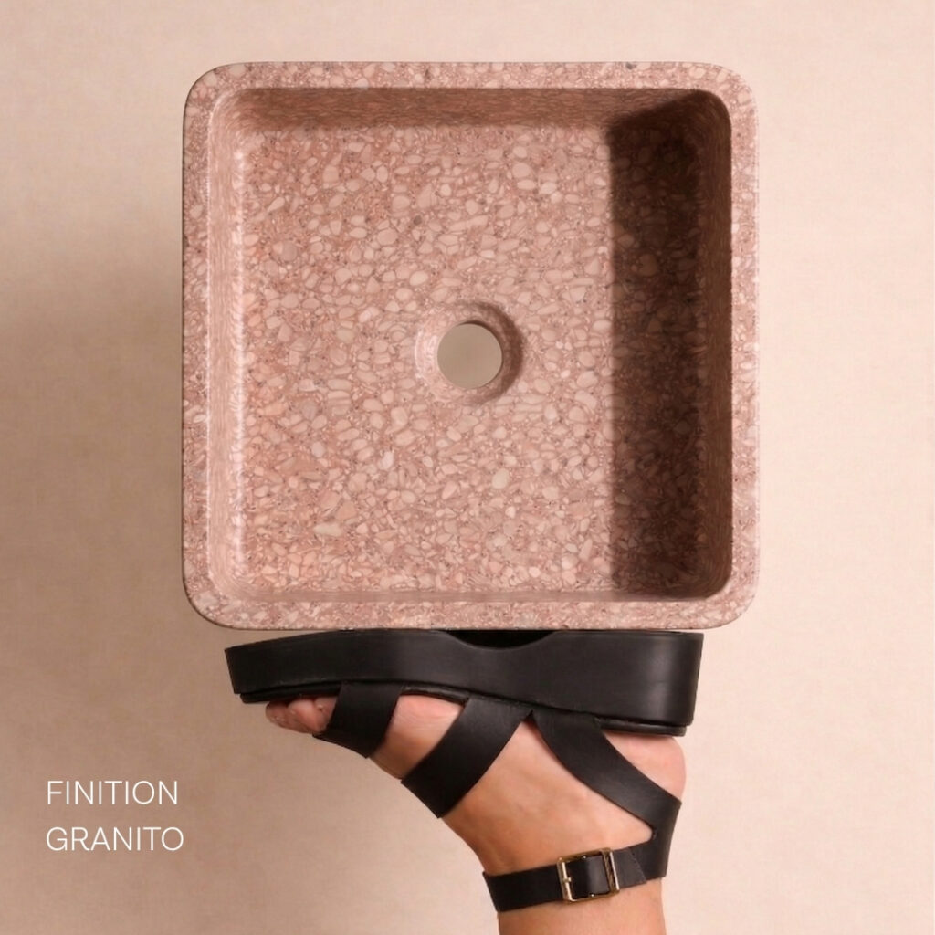Vasque en béton carrée finition granito