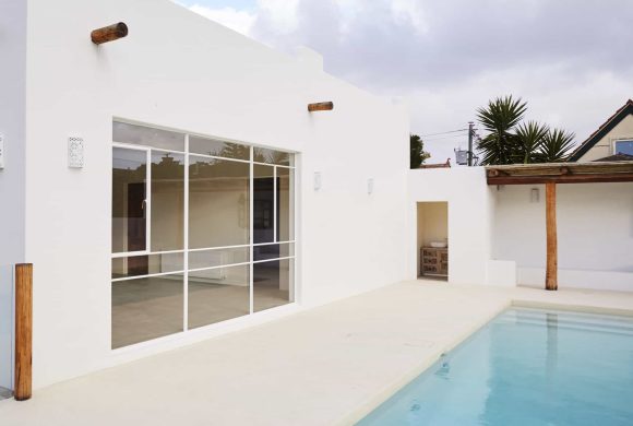 Terrasse et piscine en béton ciré